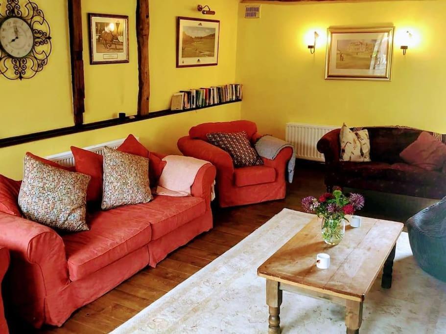 Stunning Barn Conversion Ideal For Large Families Bildeston Eksteriør billede